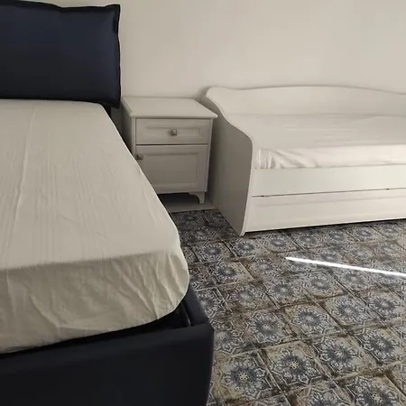 Apartment Dimora Collina 2 *