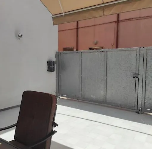 Apartment Dimora Collina 2 *